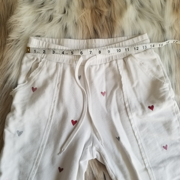 525 Revolve Heart French Terry Crop Sweatpants Drawstring Waist Size Small - Picture 5 of 8